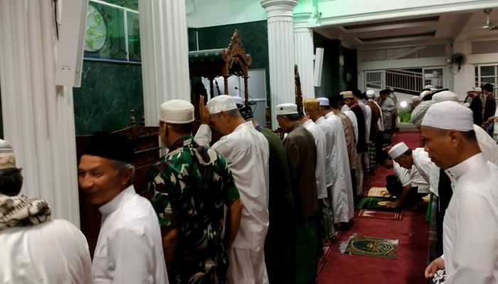 Sinergi Masyarakat dan Aparat Terlihat Jelas di Semarak Tarling Beji, Babinsa Sertu Ardiansyah Ikut Berpartisipasi