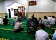 Babinsa dan Bhabinkamtibmas Duren Seribu Ramaikan Tarling di Masjid Al Arinah