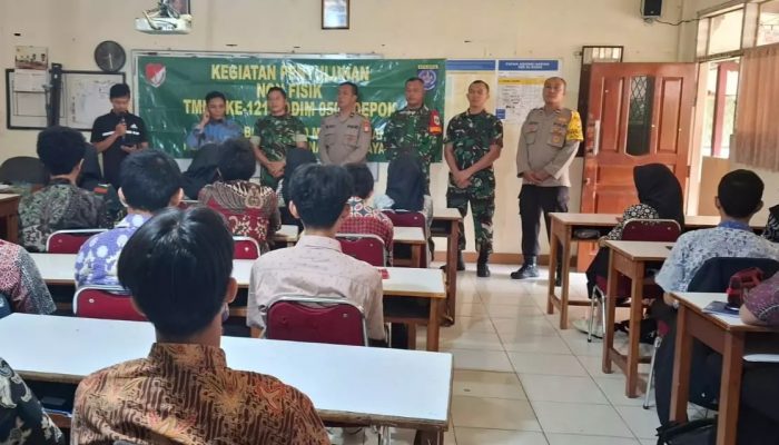 Siswa SMK Al Hasra Bojongsari Diberi Penyuluhan Terkait Bahaya Narkoba oleh Satgas TMMD