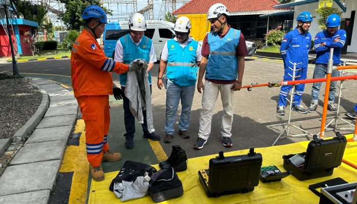 PLN UIT JBB Gelar Apel Siaga Dukung Pilkada Serentak